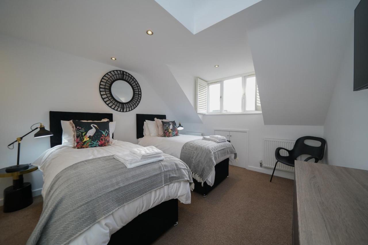 Castle Townhouse Kenilworth - Private Parking - 24 Hr Gym Access - Town Centre Daire Dış mekan fotoğraf