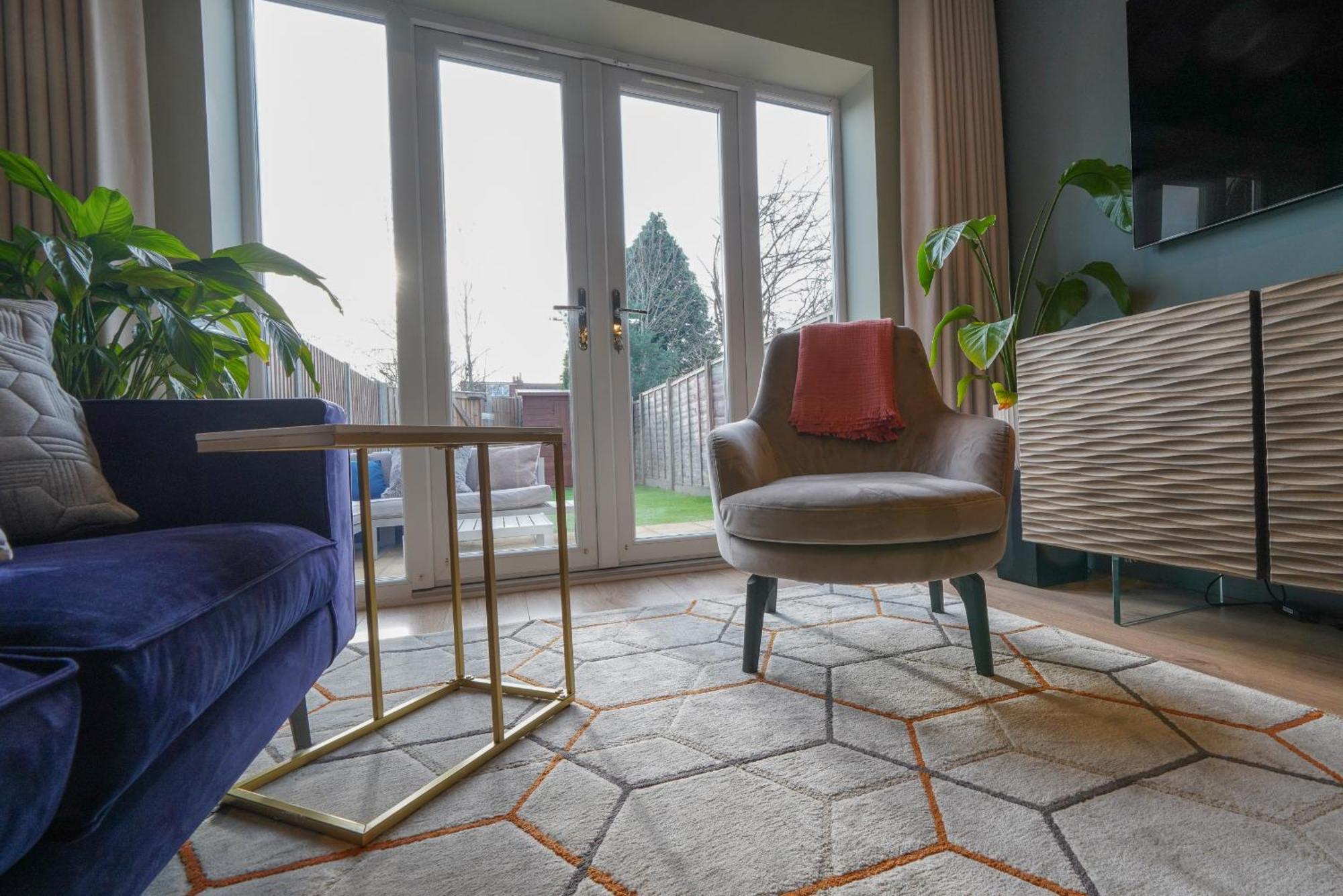 Castle Townhouse Kenilworth - Private Parking - 24 Hr Gym Access - Town Centre Daire Oda fotoğraf