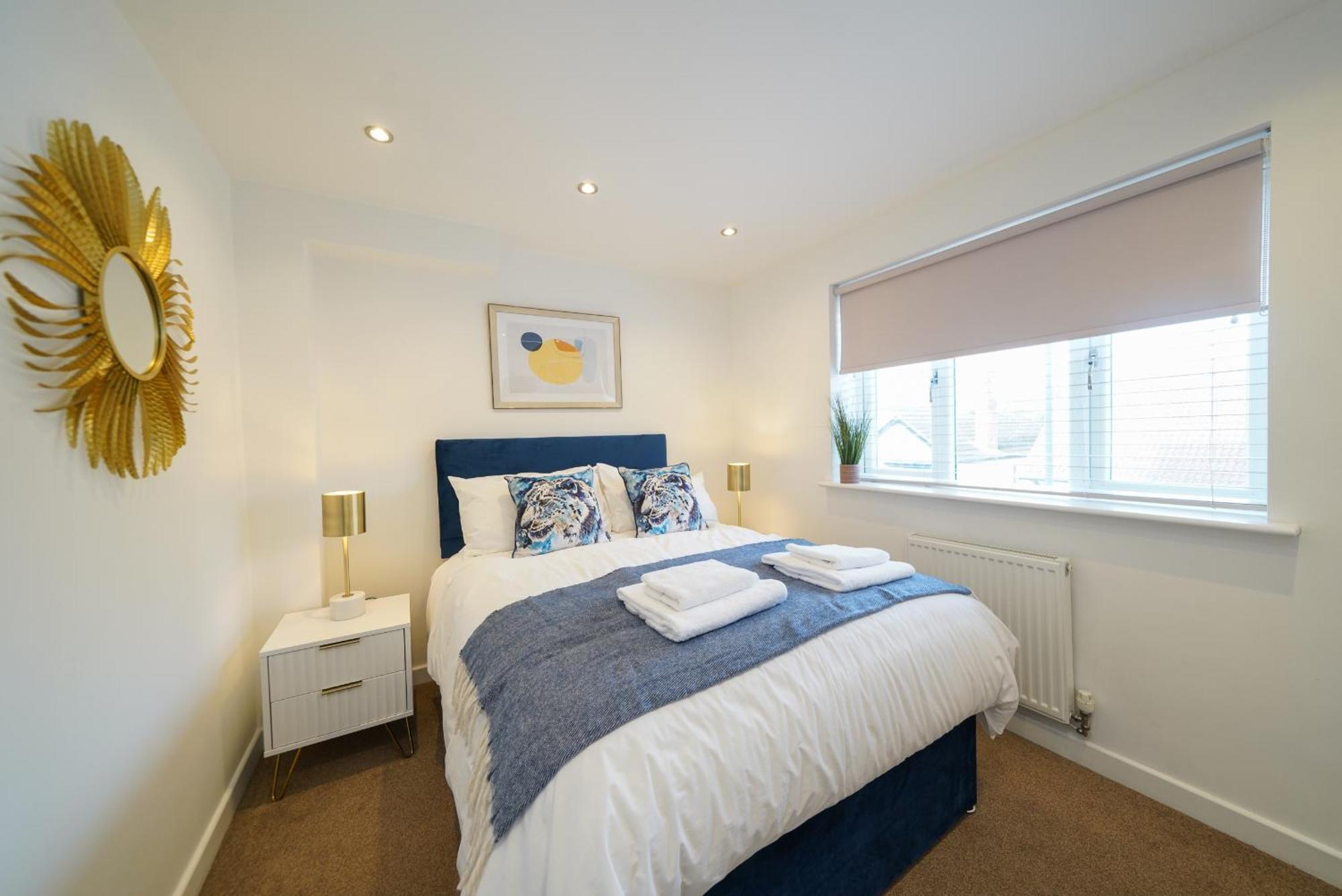 Castle Townhouse Kenilworth - Private Parking - 24 Hr Gym Access - Town Centre Daire Oda fotoğraf