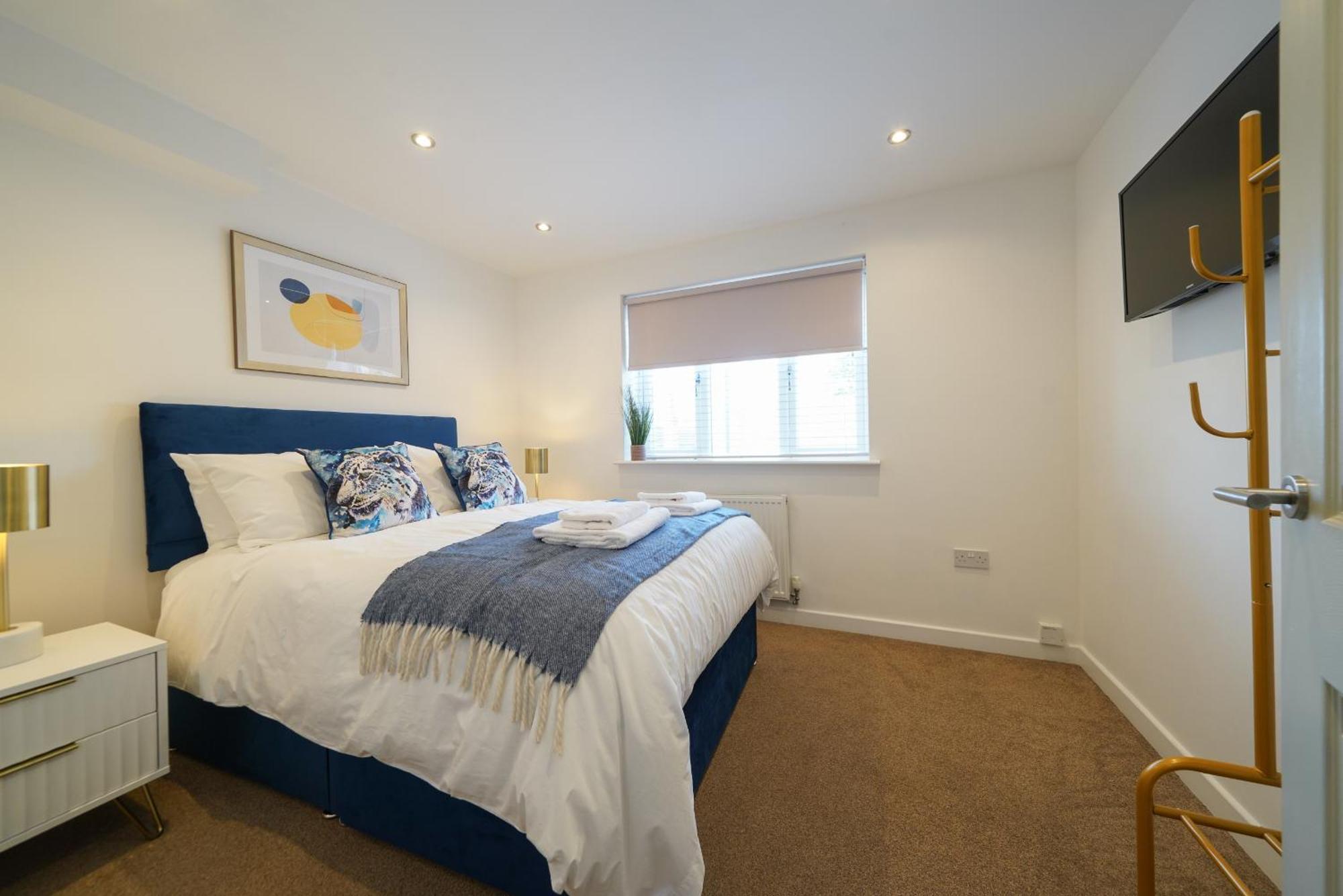 Castle Townhouse Kenilworth - Private Parking - 24 Hr Gym Access - Town Centre Daire Oda fotoğraf